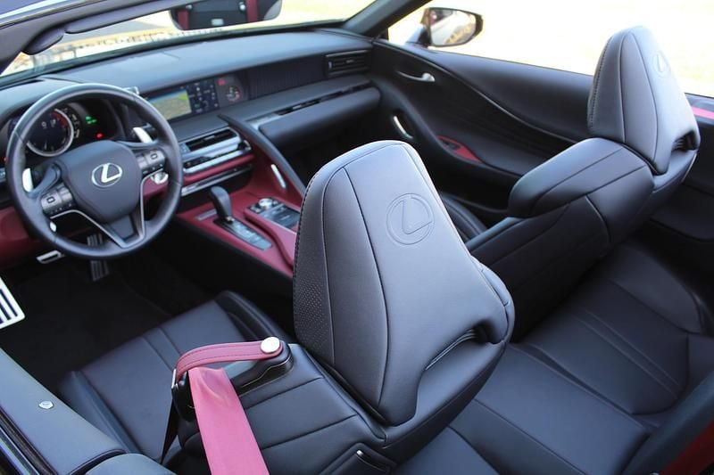 Occasion Lexus LC 500 464 PK (341 kW) 2023 Zwart Cabriolet