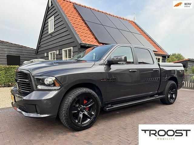 Grijs Gebruikt 2016 Dodge Ram Limited Pickup | € 31.900 (Goede deal) - Afbeelding 1/4
