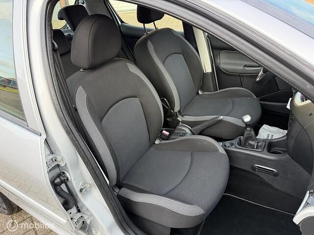 Occasion Peugeot 206+ Sportium 74 PK (54 kW) 2011 Grijs Hatchback