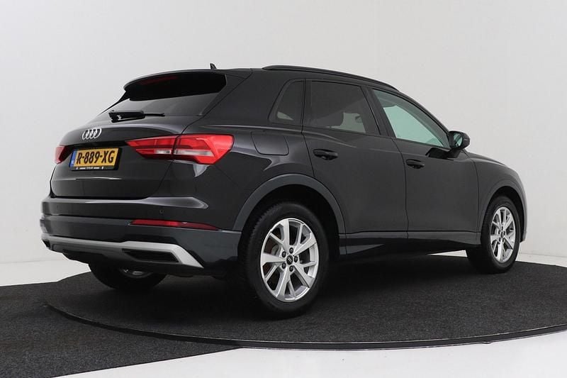 Occasion Audi Q3 Basis 150 PK (110 kW) 2022 Zwart SUV