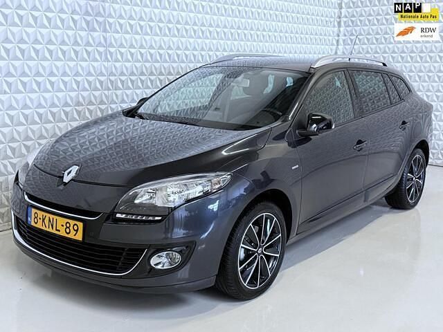 Grijs Gebruikt 2013 Renault Mégane GrandTour Bose Edition Stationwagen | € 3.499 (Super prijs) - Afbeelding 1/4
