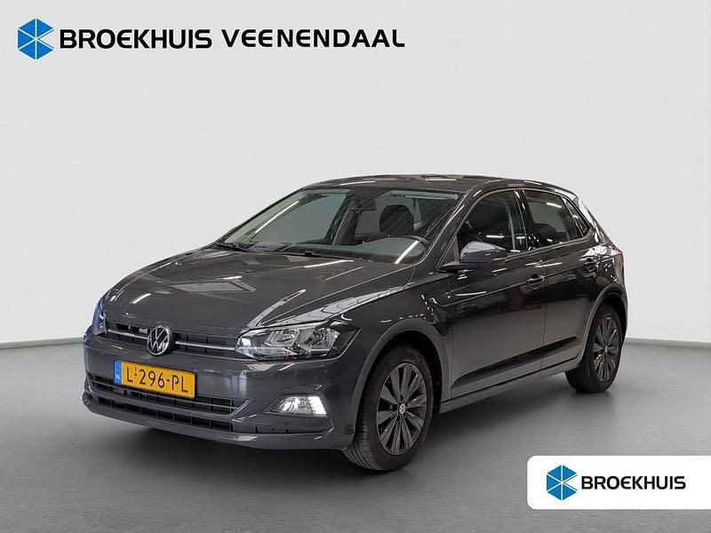 Grijs Gebruikt 2021 VW Polo Comfortline Hatchback | € 15.590 (Eerlijke prijs) - Afbeelding 1/4