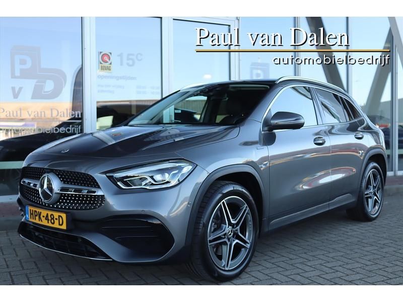 Grijs Gebruikt 2021 Mercedes GLA250 AMG SUV | € 33.840 (Eerlijke prijs) - Afbeelding 1/4