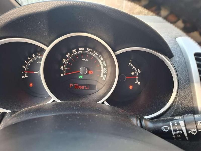 Occasion Kia Venga 125 PK (91 kW) 2014 Grijs Hatchback