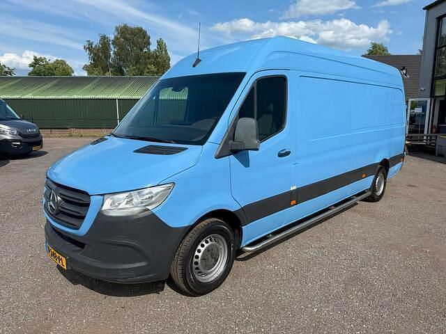 Blauw Gebruikt 2018 Mercedes Sprinter Van | € 17.950 (Goede deal) - Afbeelding 1/4