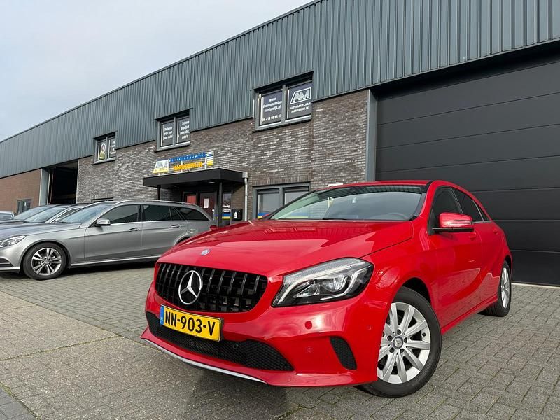 Occasion Mercedes A160 Ambition 102 PK (75 kW) 2017 Rood Hatchback