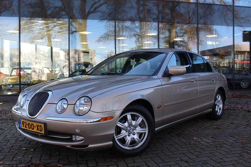 Beige Occasion 1999 Jaguar S-Type S Sedan | € 2.999 (Eerlijke prijs) - Afbeelding 1/4