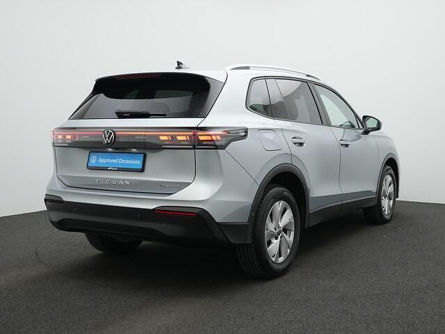 Occasion VW Tiguan Life 204 PK (150 kW) 2025 Zilver SUV