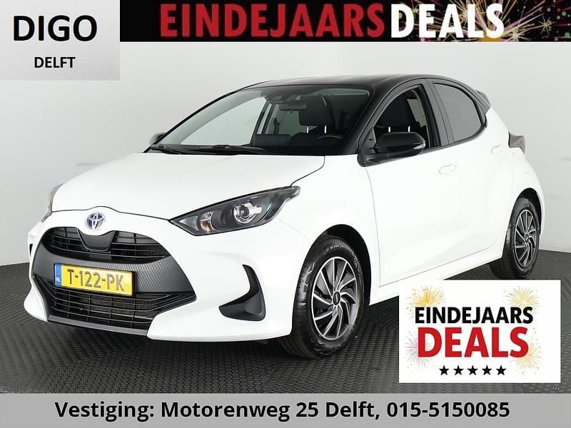 Wit Gebruikt 2023 Toyota Yaris Hatchback | € 20.800 (Goede deal) - Afbeelding 1/3