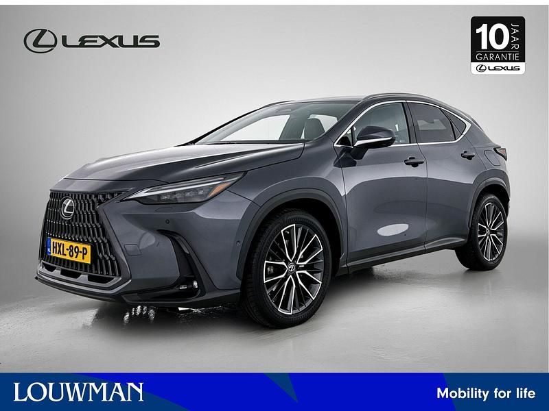 Grijs Gebruikt 2022 Lexus NX450h+ Executive Line SUV | € 55.950 (Eerlijke prijs) - Afbeelding 1/3