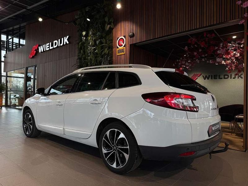 Occasion Renault Mégane GrandTour Bose Edition 116 PK (85 kW) 2014 Wit Stationwagen