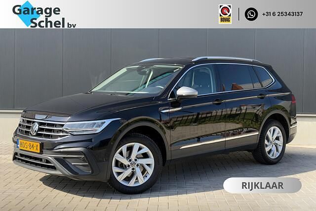 Zwart Gebruikt 2023 VW Tiguan Allspace Business SUV | € 36.950 (Super prijs) - Afbeelding 1/4