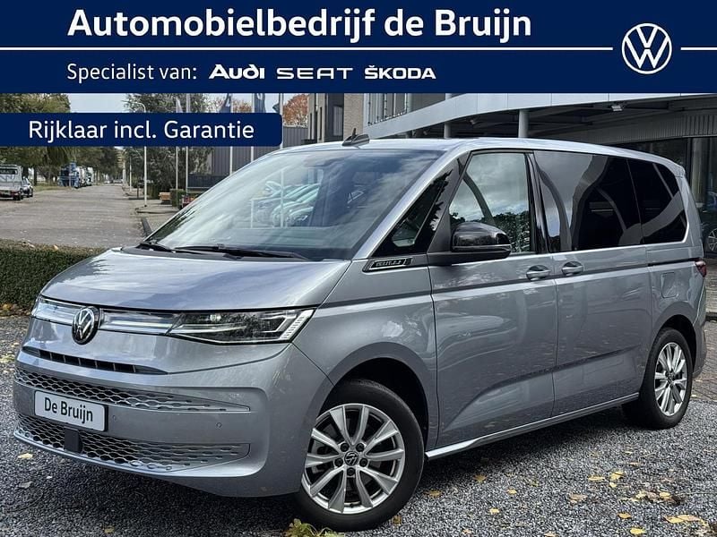 Grijs Gebruikt 2023 VW Multivan S Van | € 53.850 (Eerlijke prijs) - Afbeelding 1/4