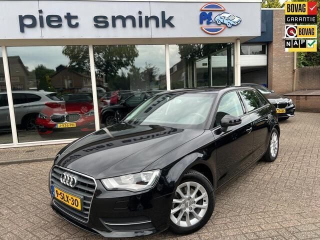 Zwart Gebruikt 2013 Audi A3 Sportback Attraction Hatchback | € 9.900 (Goede deal) - Afbeelding 1/4
