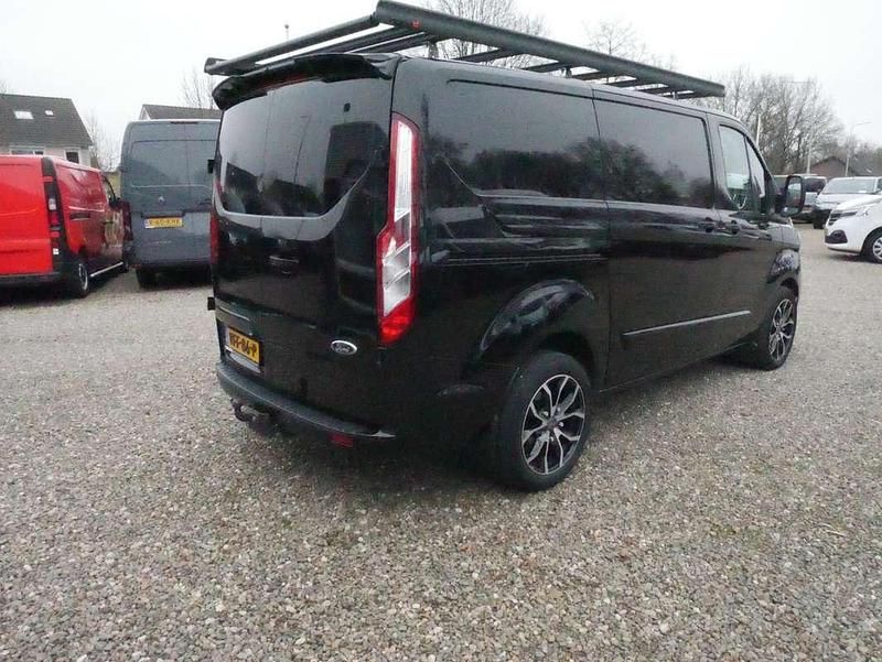 Occasion Ford Transit Custom Limited 131 PK (96 kW) 2020 Zwart Van