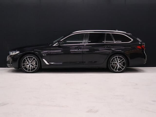 Occasion BMW 530e Comfort Edition 292 PK (214 kW) 2022 Zwart (metallic) Stationwagen