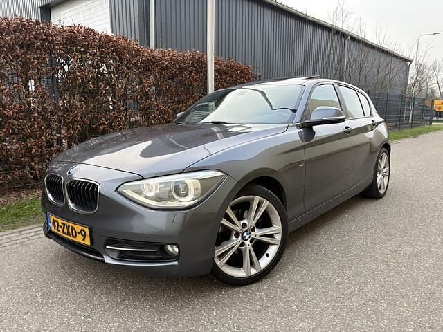 Occasion BMW 114 Sport Line 102 PK (75 kW) 2013 Grijs Hatchback