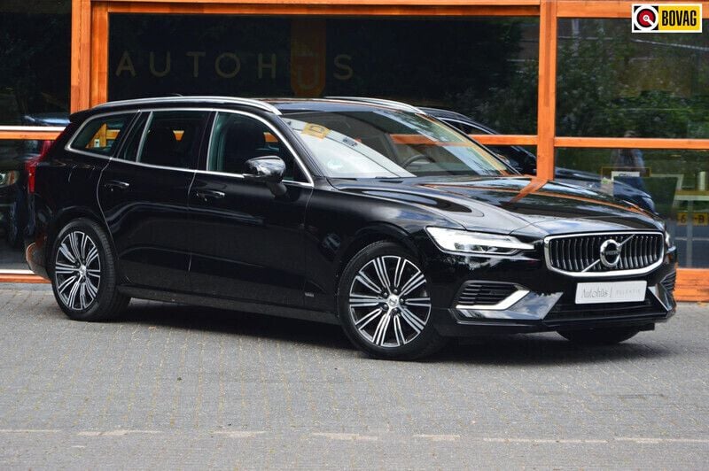Zwart Gebruikt 2022 Volvo V60 Inscription Stationwagen | € 32.950 (Super prijs) - Afbeelding 1/4
