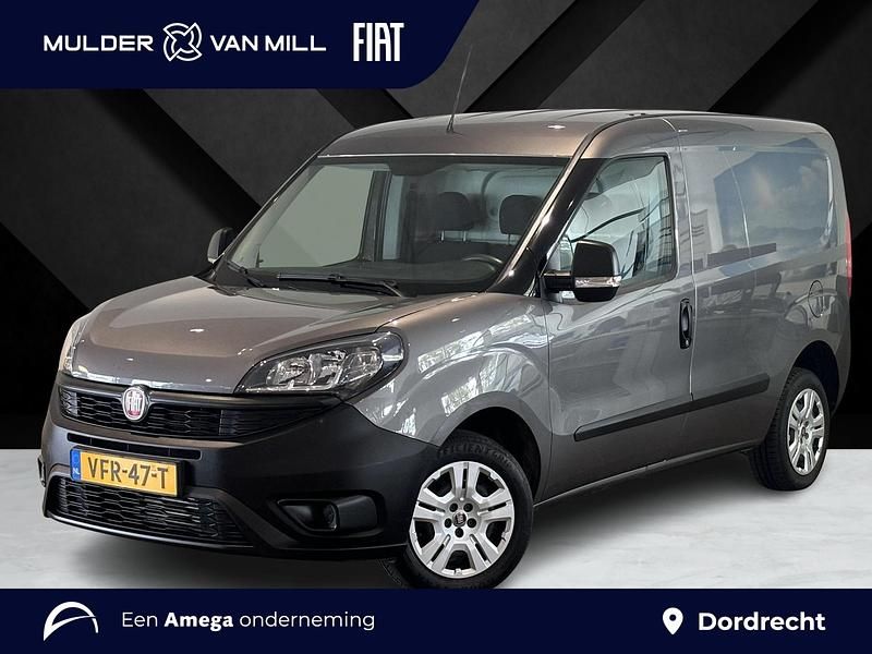 Grijs Gebruikt 2020 Fiat Doblò MPV | € 10.945 (Eerlijke prijs) - Afbeelding 1/4
