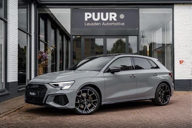 Grijs Gebruikt 2022 Audi S3 Hatchback | € 47.995 (Eerlijke prijs) - Afbeelding 1/4
