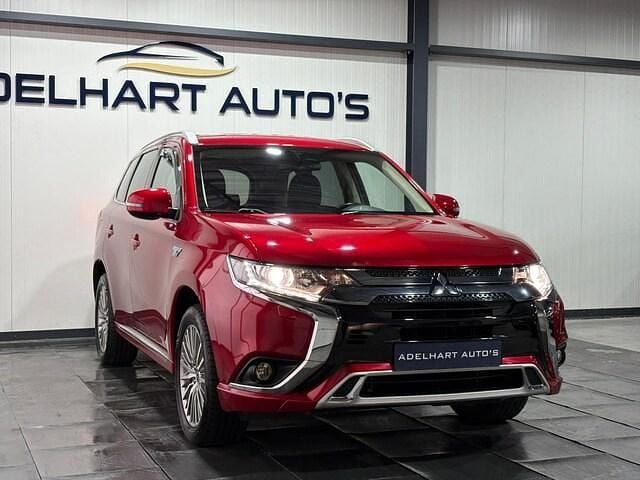 Occasion Mitsubishi Outlander P-HEV 224 PK (164 kW) 2019 Rood SUV