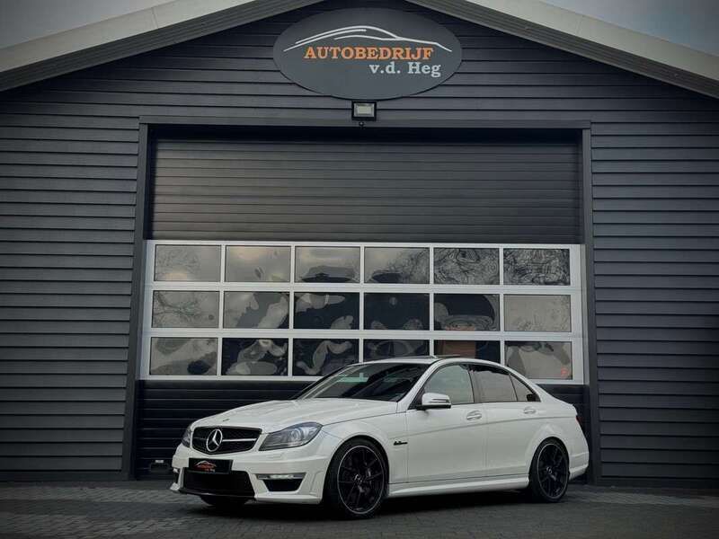 Wit Gebruikt 2013 Mercedes C63 AMG AMG Sedan | € 38.500 (Eerlijke prijs) - Afbeelding 1/4
