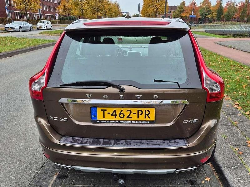 Bruin Gebruikt 2016 Volvo XC60 SUV | € 17.000 (Super prijs) - Afbeelding 1/4