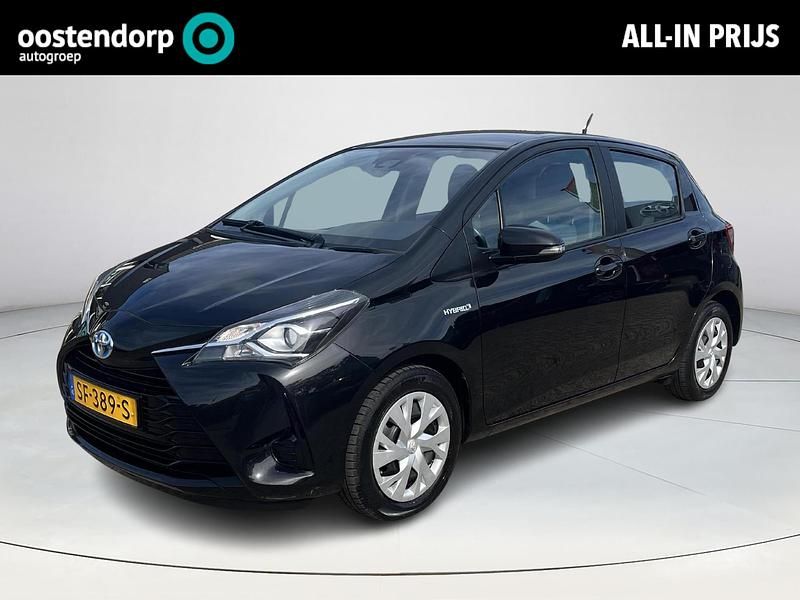 Zwart Gebruikt 2018 Toyota Yaris Hybrid Hatchback | € 16.400 (Eerlijke prijs) - Afbeelding 1/4