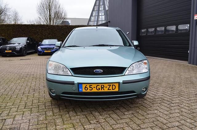 Occasion Ford Mondeo Trend 146 PK (107 kW) 2001 Groen Hatchback