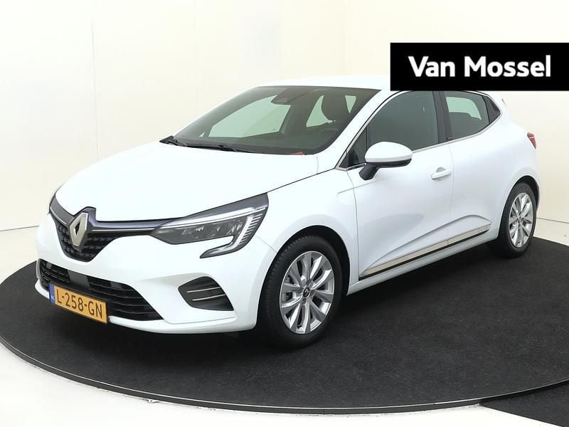 Wit Gebruikt 2021 Renault Clio V Intens Hatchback | € 20.935 (Eerlijke prijs) - Afbeelding 1/4