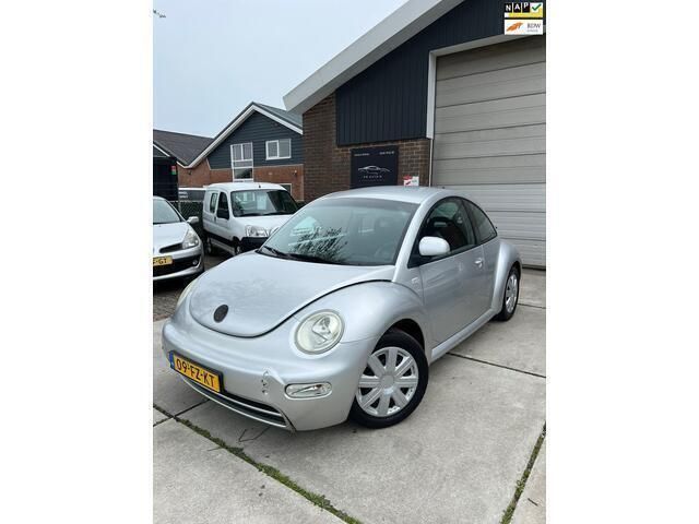 Grijs Gebruikt 2000 VW Beetle Highline Hatchback | € 749 (Goede deal) - Afbeelding 1/4