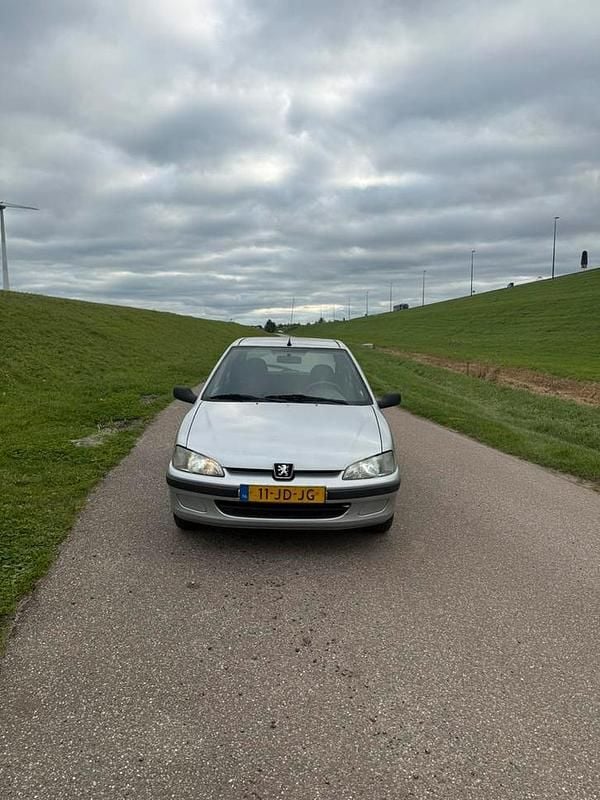 Gebruikt 2002 Peugeot 106 Hatchback | € 1.250 (Eerlijke prijs) - Afbeelding 1/1