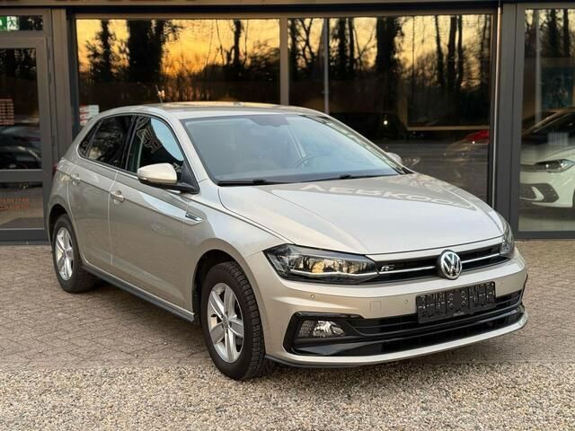 Beige, metallic lak Gebruikt 2019 VW Polo R-line Hatchback | € 18.950 (Eerlijke prijs) - Afbeelding 1/4