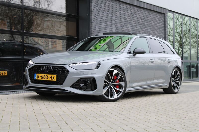 Grijs Gebruikt 2021 Audi RS4 Stationwagen | € 75.450 (Iets duurder) - Afbeelding 1/4