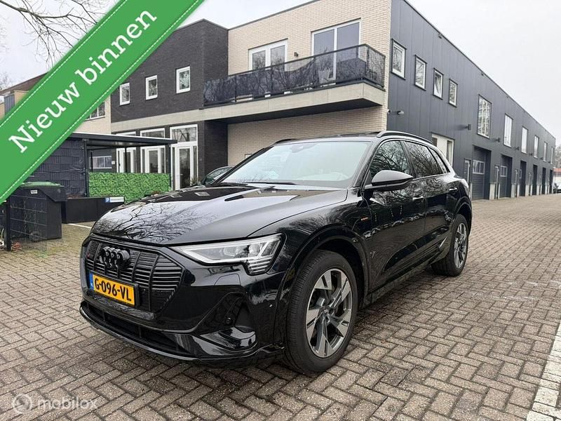 Zwart Occasion 2019 Audi e-tron SUV | € 18.499 (Super prijs) - Afbeelding 1/4