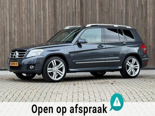 Grijs Occasion 2010 Mercedes GLK280 AMG SUV | € 19.950 (Eerlijke prijs) - Afbeelding 1/4