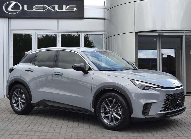 Grijs Gebruikt 2025 Lexus LBX SUV | € 36.890 (Goede deal) - Afbeelding 1/4