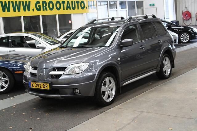 Occasion Mitsubishi Outlander 161 PK (118 kW) 2006 Grijs SUV