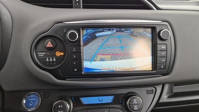 Occasion Toyota Yaris Trend 101 PK (74 kW) 2017 Wit Hatchback