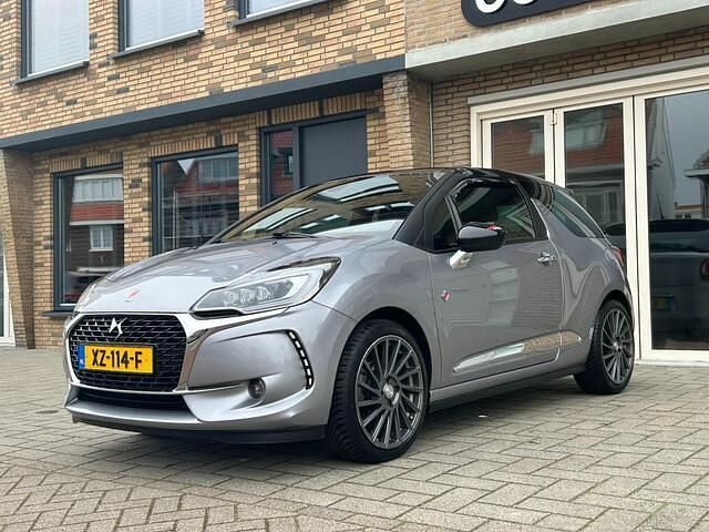 Occasion DS Automobiles DS3 Performance 110 PK (80 kW) 2019 Grijs (metallic) Hatchback