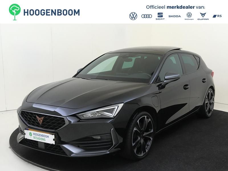 Zwart Occasion 2021 Cupra Leon VZ Hatchback | € 26.750 (Eerlijke prijs) - Afbeelding 1/4