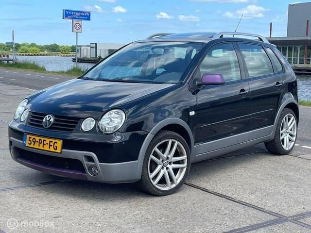 Zwart Gebruikt 2004 VW Polo Cross Hatchback | € 1.750 (Eerlijke prijs) - Afbeelding 1/4