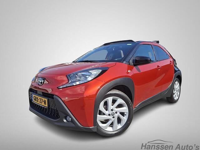 Rood Occasion 2022 Toyota Aygo X Premium SUV | € 17.995 (Goede deal) - Afbeelding 1/4