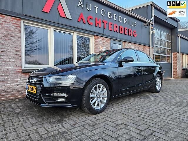 Zwart Occasion 2012 Audi A4 Proline Sedan | € 9.950 (Eerlijke prijs) - Afbeelding 1/4