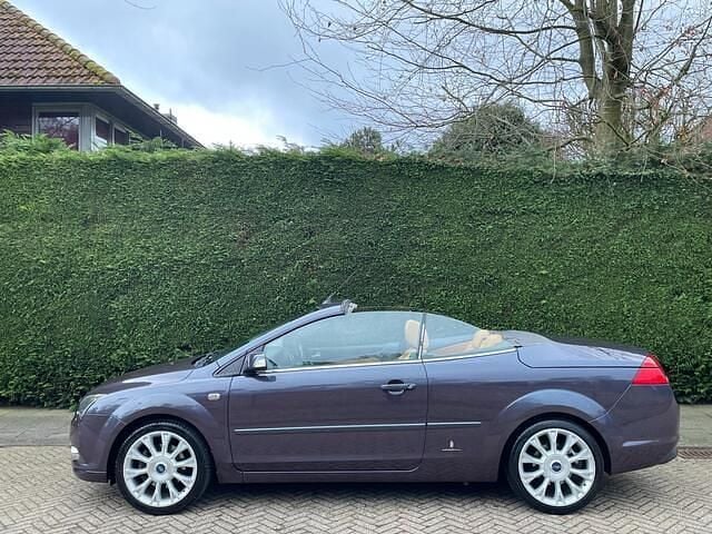 Occasion Ford Focus Cabriolet 145 PK (106 kW) 2008 Paars Cabriolet