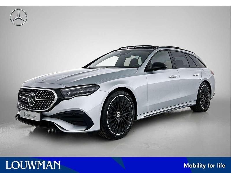 Zilver, metallic lak Nieuw 2025 Mercedes E300 Sport Edition Stationwagen | € 87.042 (Eerlijke prijs) - Afbeelding 1/4