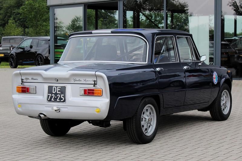Occasion Alfa Romeo Giulia 1300 Ti 82 PK (60 kW) 1970 Blauw Sedan