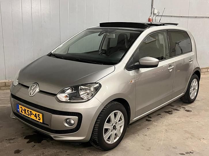 Grijs (metallic) Gebruikt 2013 VW up! high up! Hatchback | € 6.440 (Eerlijke prijs) - Afbeelding 1/4