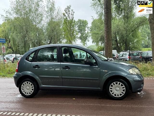 Grijs Gebruikt 2006 Citroën C3 Hatchback | € 1.399 (Eerlijke prijs) - Afbeelding 1/4