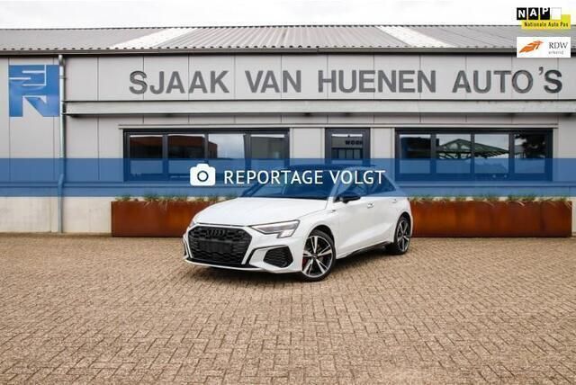 Wit Gebruikt 2021 Audi A3 S-Line Hatchback | € 42.949 - Afbeelding 1/4